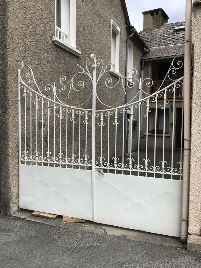 Appartement Les Iris Luz-Saint-Sauveur Exterior foto